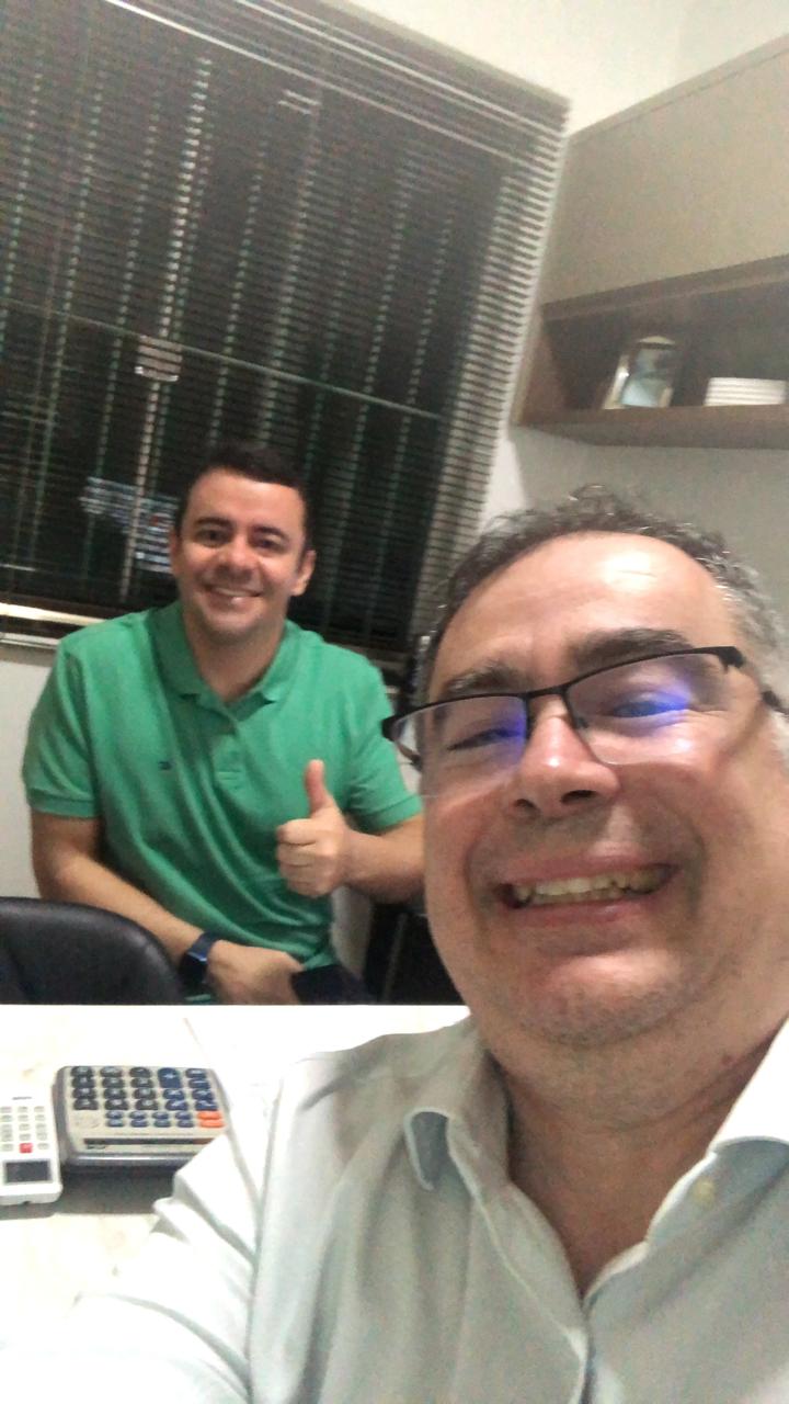 Consultoria em escritório de farmácia